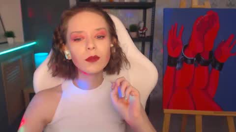 Fascinating   Eyes online show from 14, 12, 2024