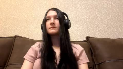 Snapshot of faustinabartosh chatting on 9, 1, 2026 Aurora 18yo online show from 9, 1, 2026