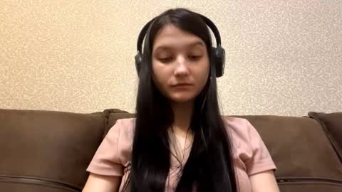 Snapshot of faustinabartosh chatting on 3, 2, 2026 Aurora 18yo online show from 3, 2, 2026