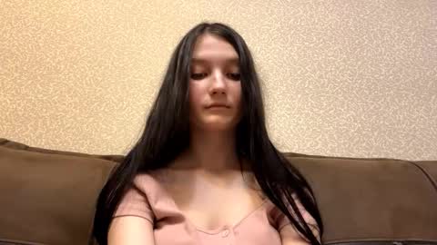 Snapshot of faustinabartosh chatting on 6, 2, 2026 Aurora 18yo online show from 6, 2, 2026