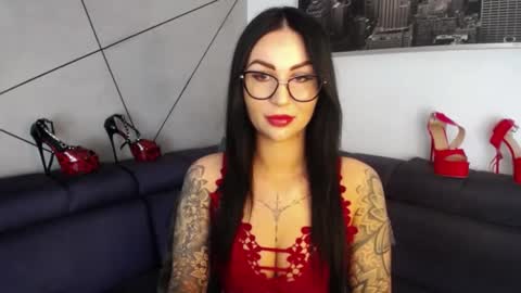 Faye online show from 29, 9, 2025