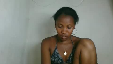 Snapshot of fayence09 chatting on 9, 11, 2025 fayence09 online show from 9, 11, 2025