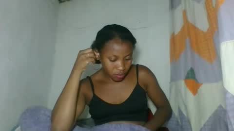 Snapshot of fayence09 chatting on 20, 11, 2025 fayence09 online show from 20, 11, 2025