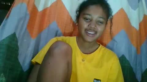 Snapshot of fayence09 chatting on 23, 11, 2025 fayence09 online show from 23, 11, 2025