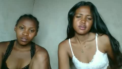 Snapshot of fayence09 chatting on 30, 11, 2025 fayence09 online show from 30, 11, 2025