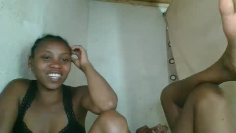 Snapshot of fayence09 chatting on 14, 12, 2025 fayence09 online show from 14, 12, 2025