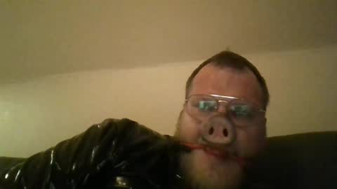 Snapshot of fckcbacc89 chatting on 18, 7, 2026 Horny Fat Boy online show from 18, 7, 2026