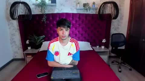 Snapshot of fedeviale chatting on 4, 7, 2026 Fede online show from 4, 7, 2026