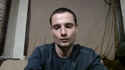 Snapshot of feelingverynaughty chatting on 28, 12, 2024 ask me online show from 28, 12, 2024