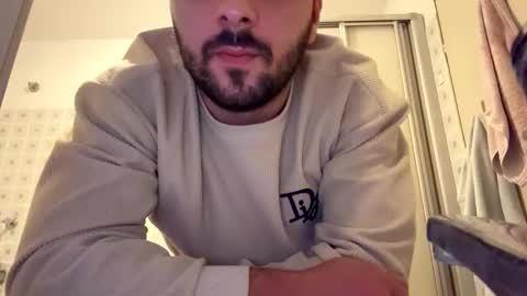 Snapshot of feet_fet chatting on 5, 1, 2025 feet_fet online show from 5, 1, 2025