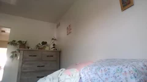 Snapshot of feetnymph chatting on 19, 5, 2026 Soley online show from 19, 5, 2026