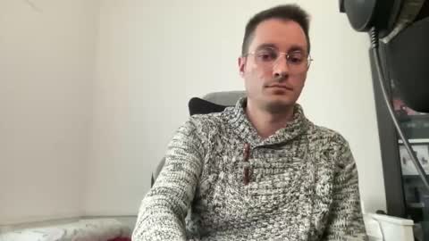 Snapshot of feline_shine chatting on 27, 12, 2024 feline_shine online show from 27, 12, 2024