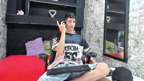 Snapshot of felipe_fiire chatting on 4, 5, 2026 felipe fiire online show from 4, 5, 2026
