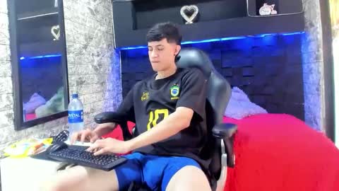 Snapshot of felipe_fiire chatting on 12, 5, 2026 felipe fiire online show from 12, 5, 2026