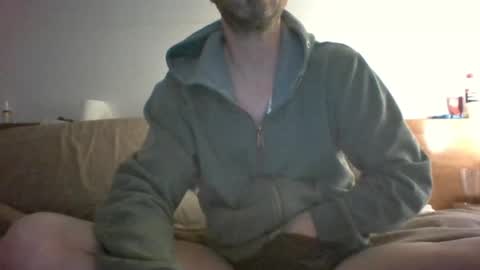 Snapshot of felipesmg2 chatting on 28, 10, 2025 felipesmg2 online show from 28, 10, 2025