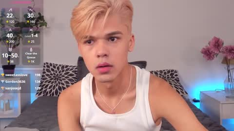Snapshot of felix_rey chatting on 2, 2, 2025 Felix online show from 2, 2, 2025