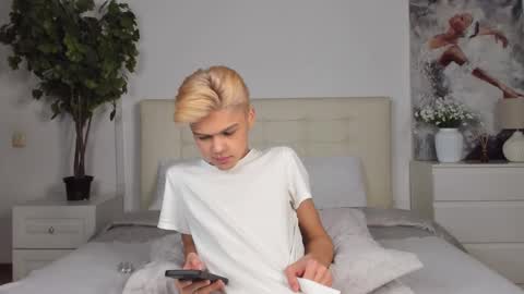 Snapshot of felix_rey chatting on 9, 2, 2025 Felix online show from 9, 2, 2025