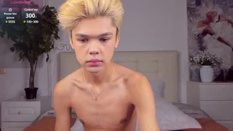 Snapshot of felix_rey chatting on 2, 3, 2025 Felix online show from 2, 3, 2025