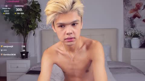Snapshot of felix_rey chatting on 4, 3, 2025 Felix online show from 4, 3, 2025