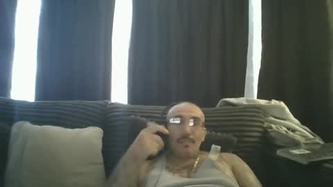 felixrlarios25 online show from 8, 5, 2026