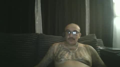 felixrlarios25 online show from 4, 6, 2026