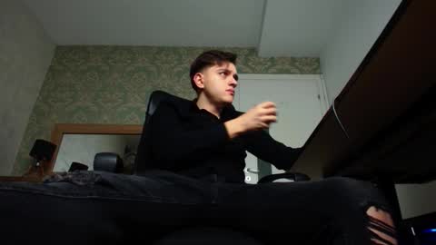 Snapshot of felixstark chatting on 16, 10, 2025 FelixStark online show from 16, 10, 2025