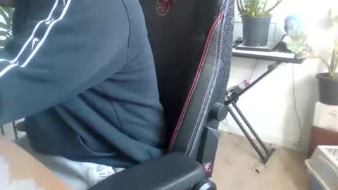 fem_alice_louis_dom online show from 30, 10, 2025