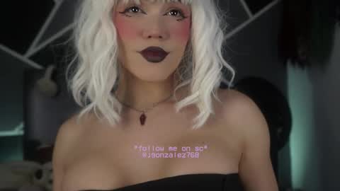 Snapshot of fem_boy6 chatting on 3, 12, 2025 fem_boy6 online show from 3, 12, 2025