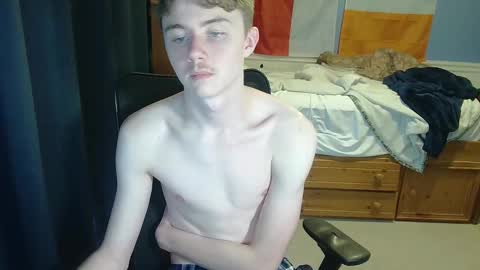 Snapshot of femboyangel chatting on 7, 2, 2025 femboyangel online show from 7, 2, 2025