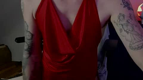 Snapshot of femme_mystique chatting on 18, 10, 2025 femme_mystique online show from 18, 10, 2025