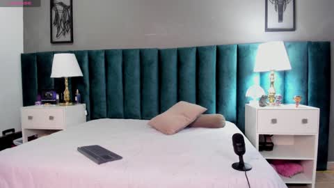 Snapshot of fenix_karoll chatting on 6, 1, 2025 Karol online show from 6, 1, 2025