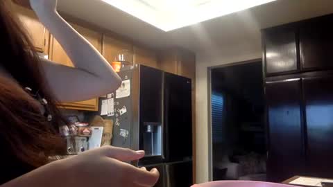 feralfawn online show from 10, 7, 2026