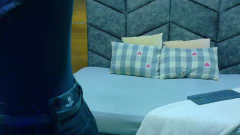 Snapshot of fernandabrown__ chatting on 14, 6, 2026 FERNANDA BROWN online show from 14, 6, 2026