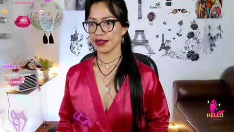 FernandaEloisa online show from 8, 2, 2025