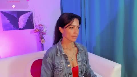 FernandaEloisa online show from 2, 2, 2026