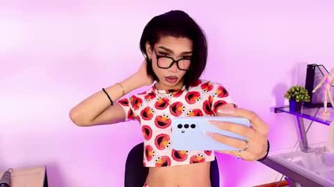 fernanda online show from 25, 5, 2026