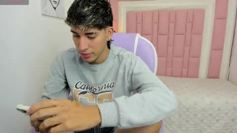 FER PHOENIX online show from 14, 4, 2026