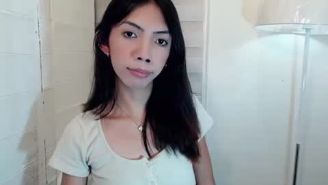 Snapshot of feyaaa chatting on 5, 2, 2025 feyaaa online show from 5, 2, 2025