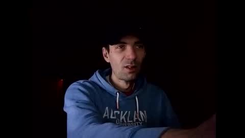 Raised in 90s online show from 16, 1, 2026