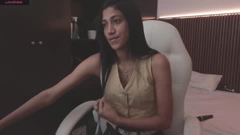 Freyja  online show from 8, 4, 2026