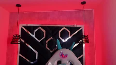   online show from 21, 1, 2025