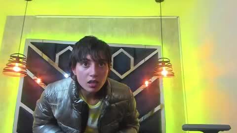   online show from 23, 1, 2025