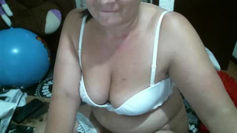 FIERYWOMAN online show from 4, 2, 2025