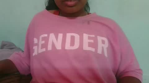 Snapshot of fifaalydia chatting on 11, 10, 2025 fifaalydia online show from 11, 10, 2025