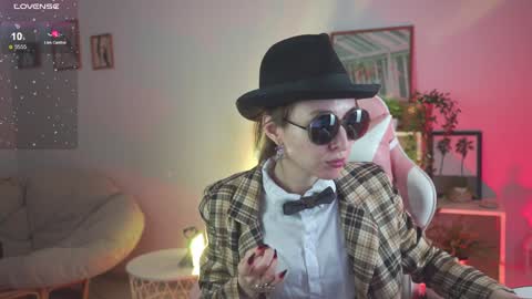 Snapshot of filipinaadams chatting on 4, 12, 2024 cap and Lana online show from 4, 12, 2024