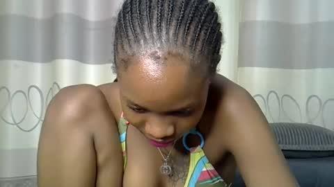 fine_queen12 online show from 12, 12, 2024