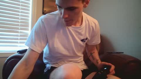 Snapshot of finnabun33 chatting on 27, 4, 2026 Jake I am Bicurious online show from 27, 4, 2026