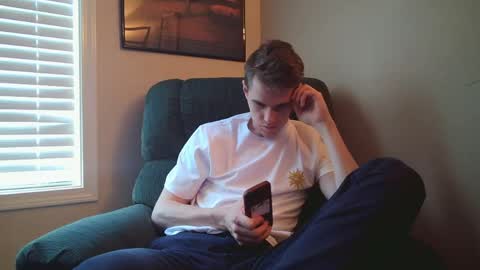 Snapshot of finnabun33 chatting on 10, 5, 2026 Jake I am Bicurious online show from 10, 5, 2026