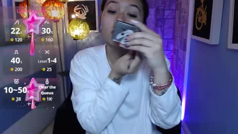 Fiorellaa online show from 27, 10, 2025