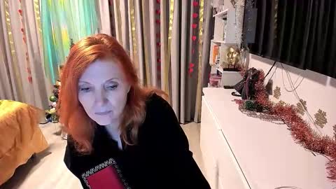 Snapshot of fire_foxone chatting on 22, 12, 2025 FireFox online show from 22, 12, 2025